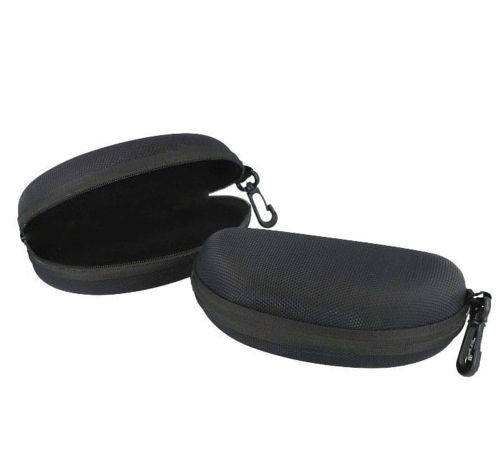 Zasuwane etui z karabińczykiem