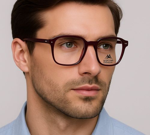 Montana Eyewear MA36D – bordowe oprawki do okularów unisex na modelu, kształt square, acetat