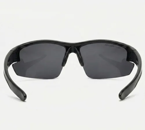arctica-s-364-czarne-polaryzacyjne-sportowe-okulary-widok-od-wewnatrz.jpg