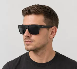 Okulary przeciwsłoneczne polaryzacyjne GOG E260-1P – czarne matowe, grafitowe soczewki, UV400, kat. 3