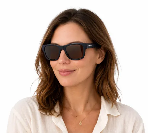 okulary-arctica-s-363a-unisex-na-kobiecie-biale-tlo.jpg