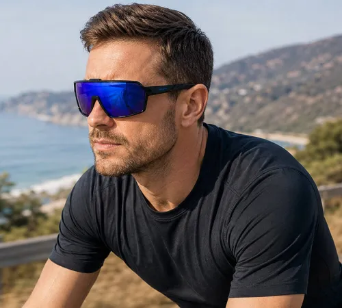 okulary-rowerowe-solano-ss21005b-niebieska-lustrzanka-na-rowerze.jpg